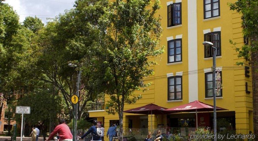 Hotel Bogota Virrey Екстериор снимка