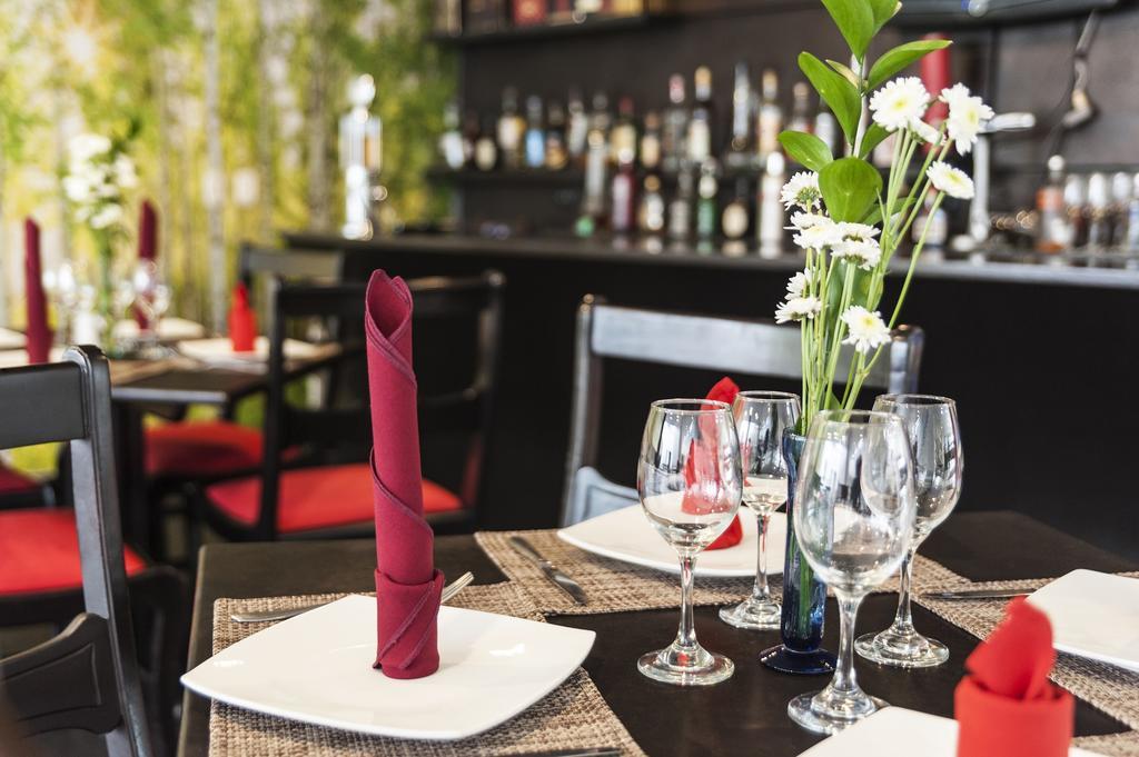 Hotel Bogota Virrey Екстериор снимка