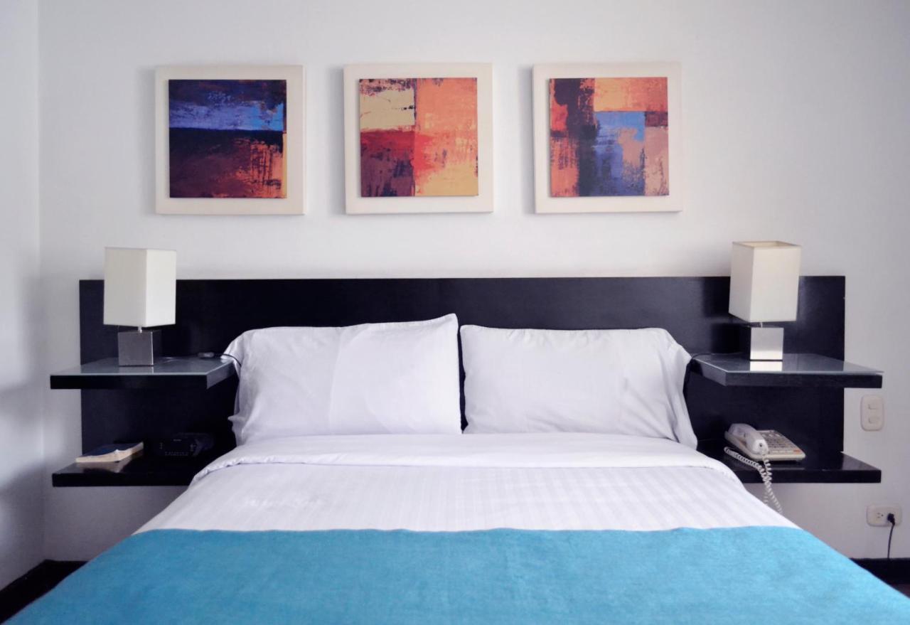 Hotel Bogota Virrey Екстериор снимка